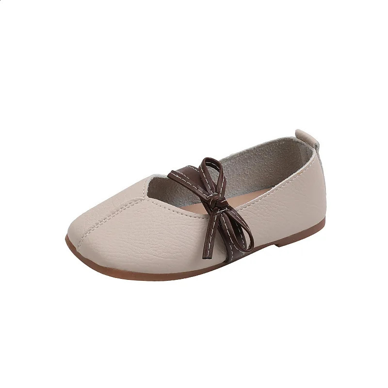 Girls leather shoes fashionable childrens bow soft comfortable flat shoes student baby casual shoes spring autumn H698 250411