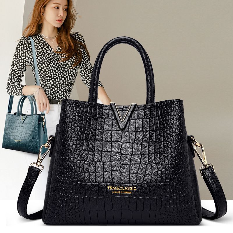 Women's New Style Handheld Simple And Elegant Texture Single Shoulder Diagonal Straddle Bag
