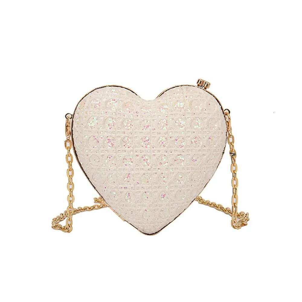 Heart-shaped Evening Bag Gold Bright Silk Rhie Decorative Banquet Clutch Chain Shoulder Bags Wedding Party