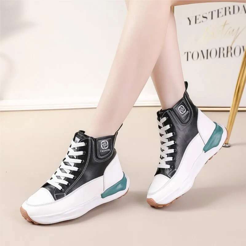 2025 New High Top Little White Female Freshman Full Plate Thick Bottom Platform Designer Fashion Casual Shoes Sports Shoes