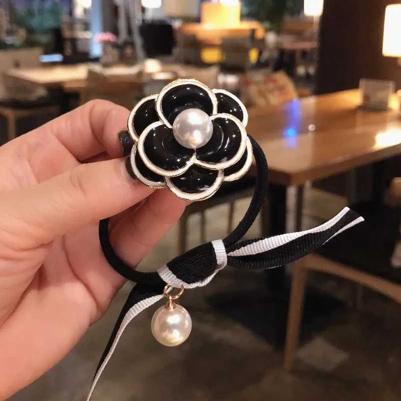Camellia Hairloop Womens Hair Luxury Jewelry Womens Hair Rings Girls Pearl Hair Accessories Womens Hair Jewelry Y2504012
