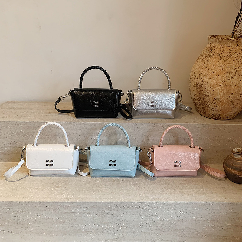 designer bag 2025 Leisure personality solid color small square bag shoulder bag handbag stylish small bag women's bag