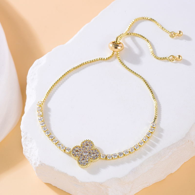 Designer Jewellery High Quality Copper Stretchable Bracelet with Zircon Inlaid Pendant Korean Fashion Accessory Gift for All Occasions Textured Access