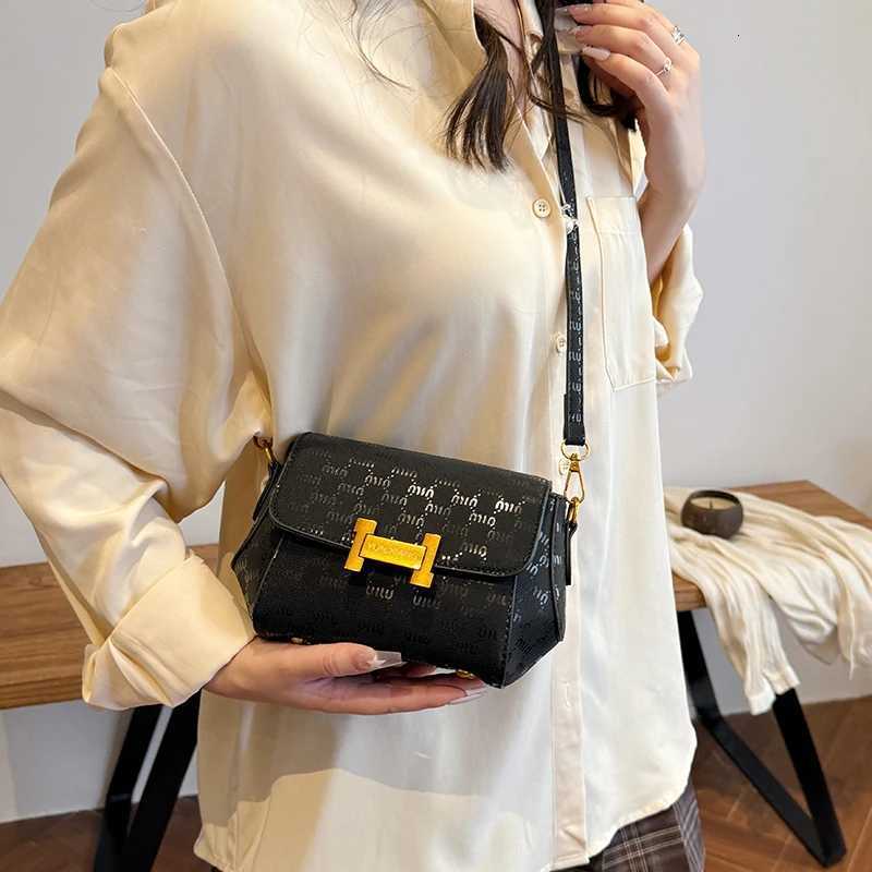 Elegant Designer Paris Fashion Tote Messenger Bag Large Capacity Solid Color For Women Luxury Leisure UseW251111