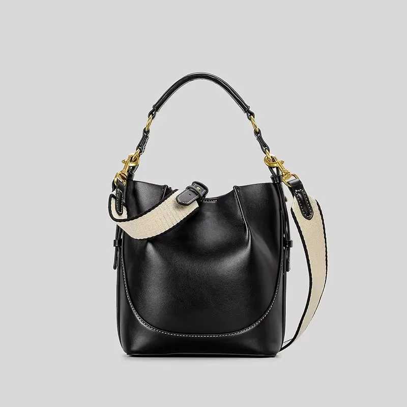 Fi panel canvas bucket bag designer womens handbag luxury Pu leather shoulder cross body bag bandwidth shoulder strap handbagXJ250412