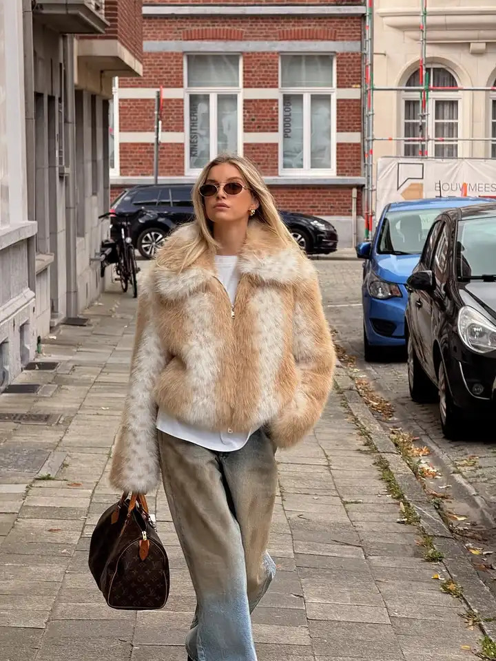 Women Deer Pattern Faux Fur Coat Fashion Lapel Zipper Long-sleeved Loose Short Outerwears Lady Winter Warm Commute Street Coats 251111 - view 7