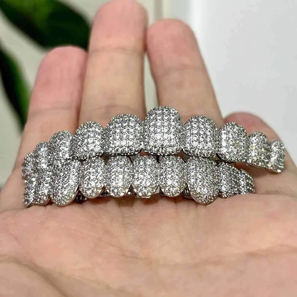 Rachelz Hip Hop 10/10 Ice Out CZ Stone Teeth Grillz Punk Rap Singer 14K Gold Plated Zircon Teeth Hat Mens Jewelry Gift W250412