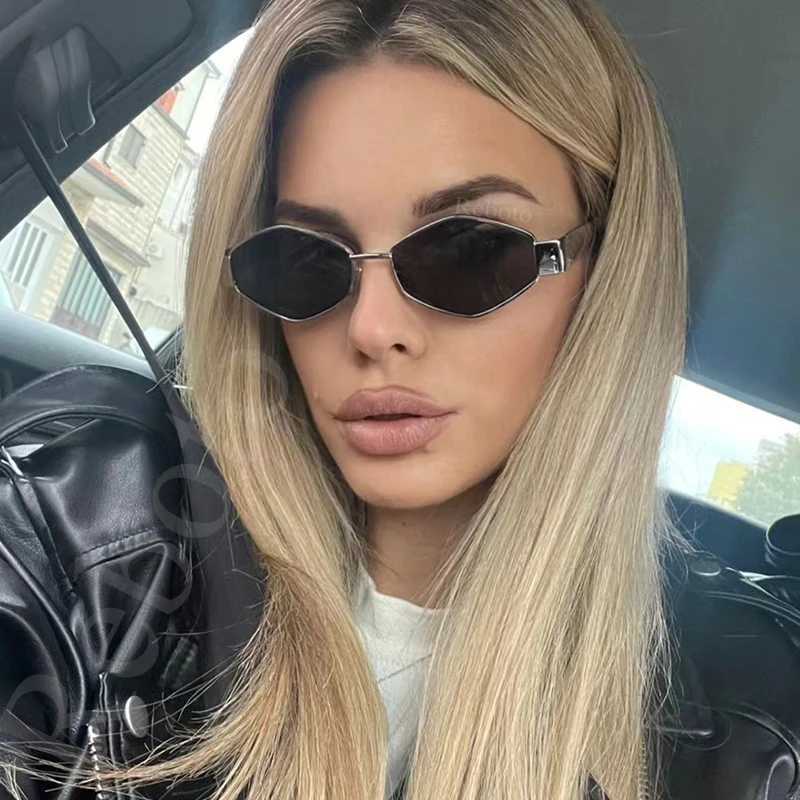 Metal Small Frame Polygonal Womens Sunglasses Fashion Punk Rhombus Sun Glasses For Women Trendy 2024 Vintage Diamond Eyewear Z250411