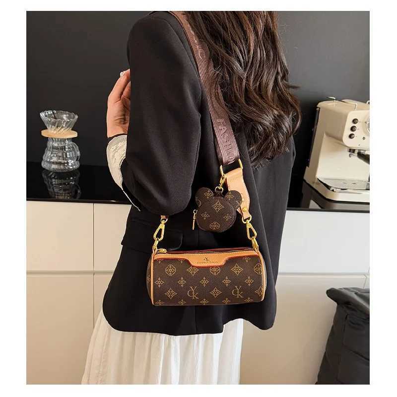 Minimalist Casual Messenger Bag Solid Color Simple Design For Women Everyday Use Elegant Functional StyleW251112