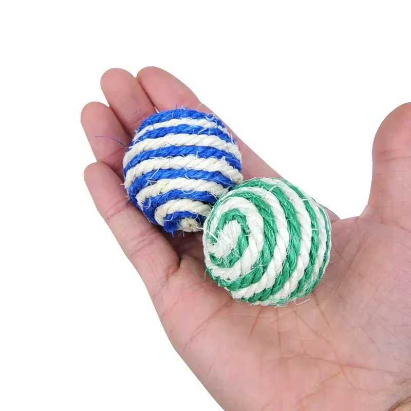 High Quality 4 ball interactive pet toys for cats kittens dogs training playing chewing (random color) T2504012