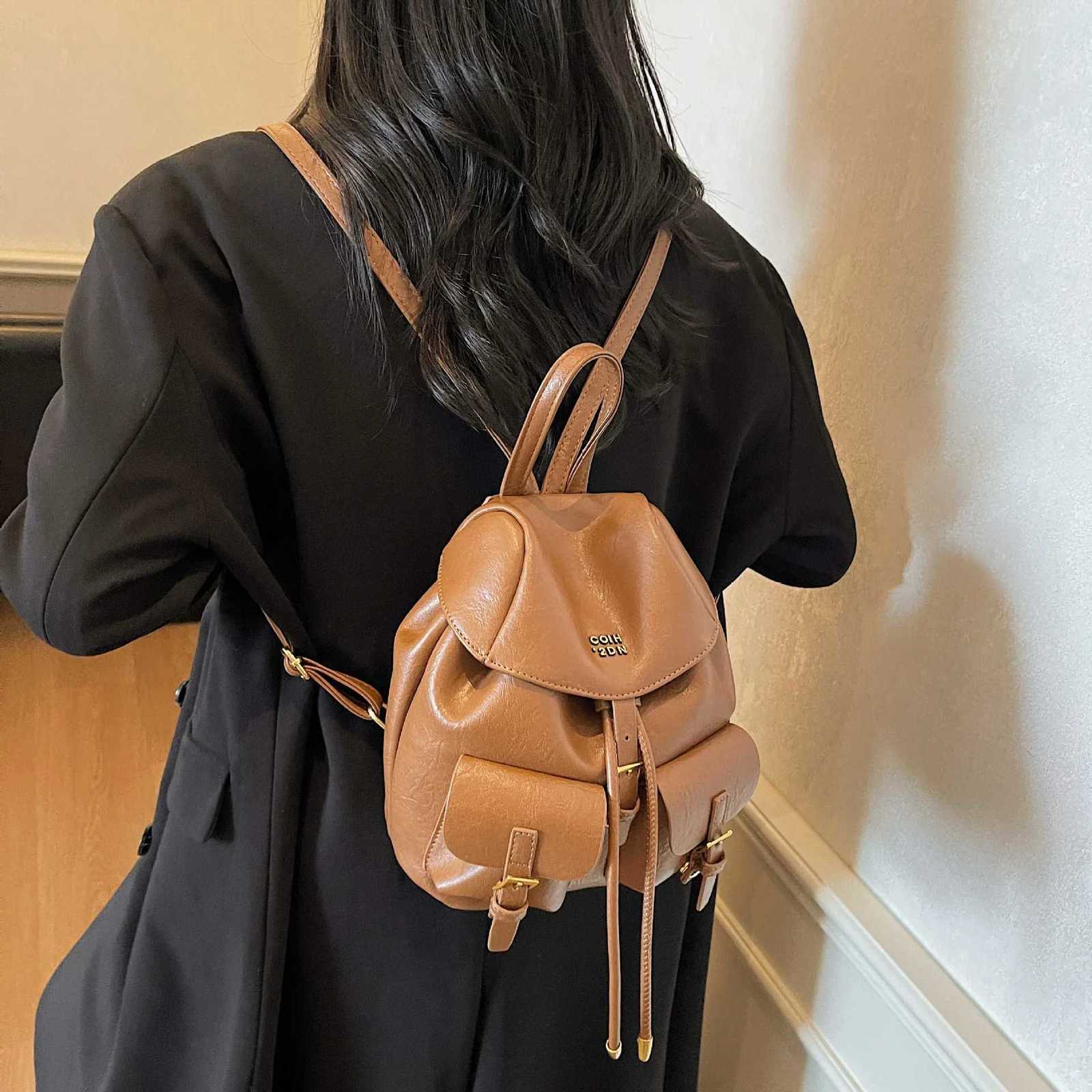 Brand Designer PU Leather Womens backpack Retro Lock Bucket School Bag Travel BagW251111