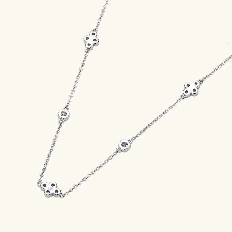 Wholesale Grade D 0.76ct Moissanite Necklaces 925 Sterling Silver Clover Moissanite Diamond Jewelry Necklace for Women