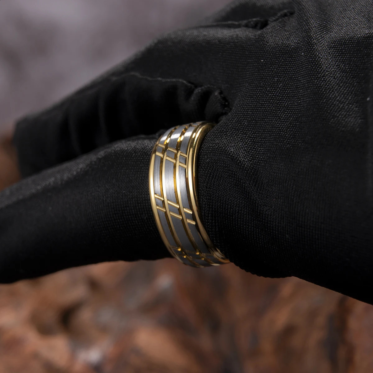 Tungsten carbide ring mens 8mm fashionable gold groove wedding ring suitable for couples dates and anniversaries comfortable fit 250407