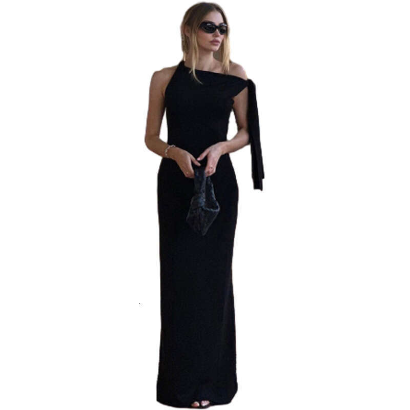 Women's Wear Spring/Summer Women's New Solid Color Casual Sexy Oblique Shoulder Comfortable Slim Fit Sleeveless Wrapped Hip Dress