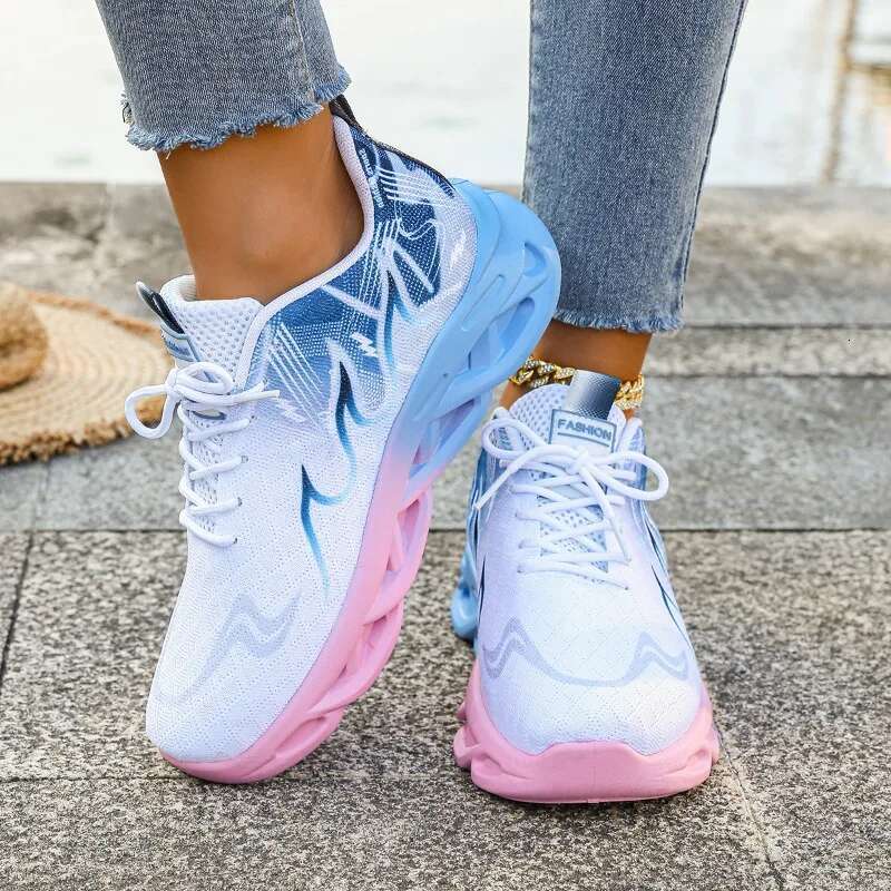 2025 Summer New Breathable Designer Fashion Sneakers Comfortable Mesh Lace up Men's and Women's Shoes