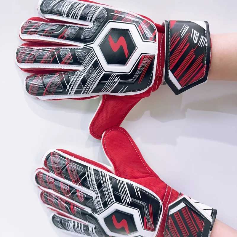 Childrens football goalkeeper gloves 6/7/8/9/10 size thick latex anti slip adjustment wristband goalkeeper glovesXJ250412