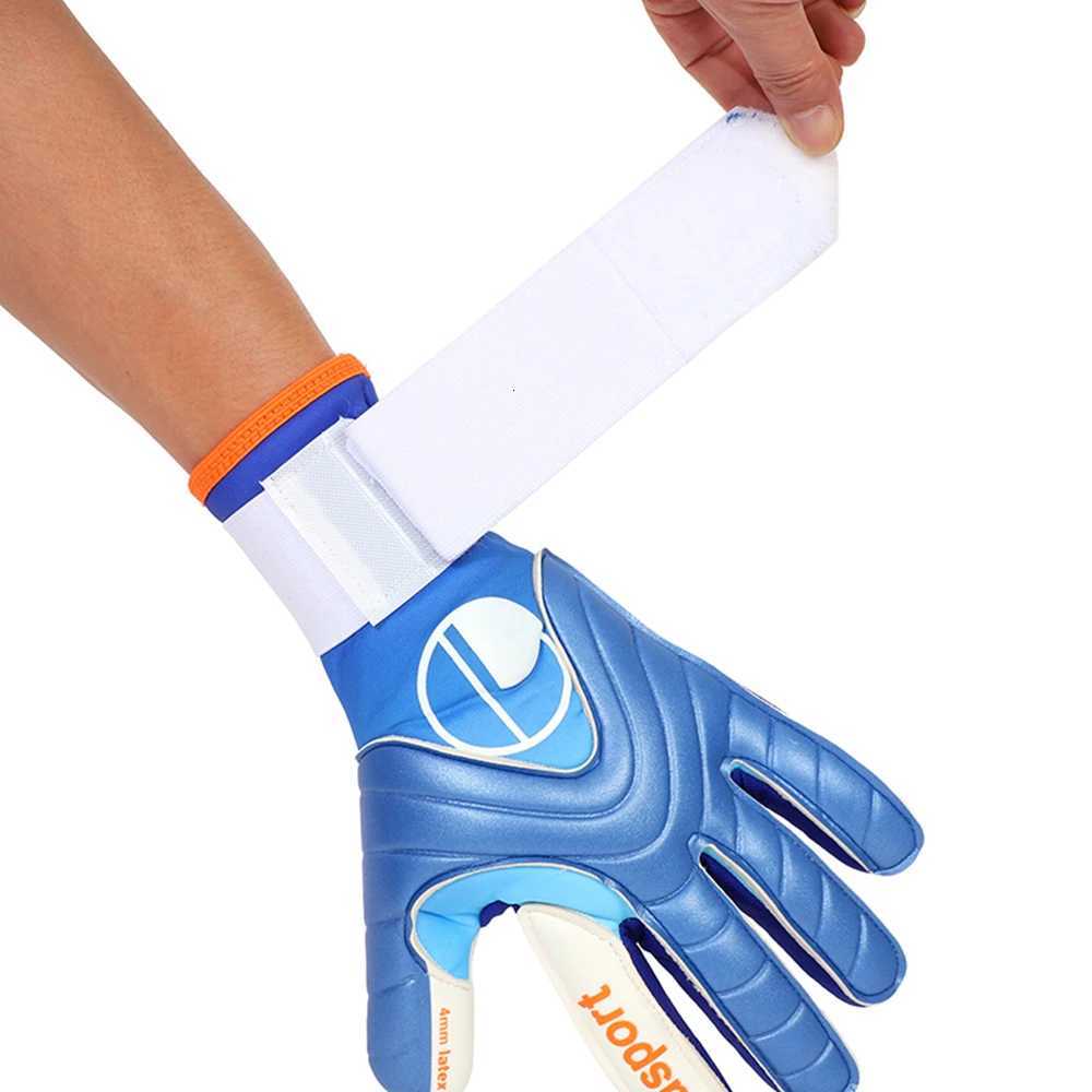 Mens Womens Football Soccer Goalkeeper Gloves Game Training Thicken Latex Goalie Gloves Protection Non-slip Removable WristbandW251112
