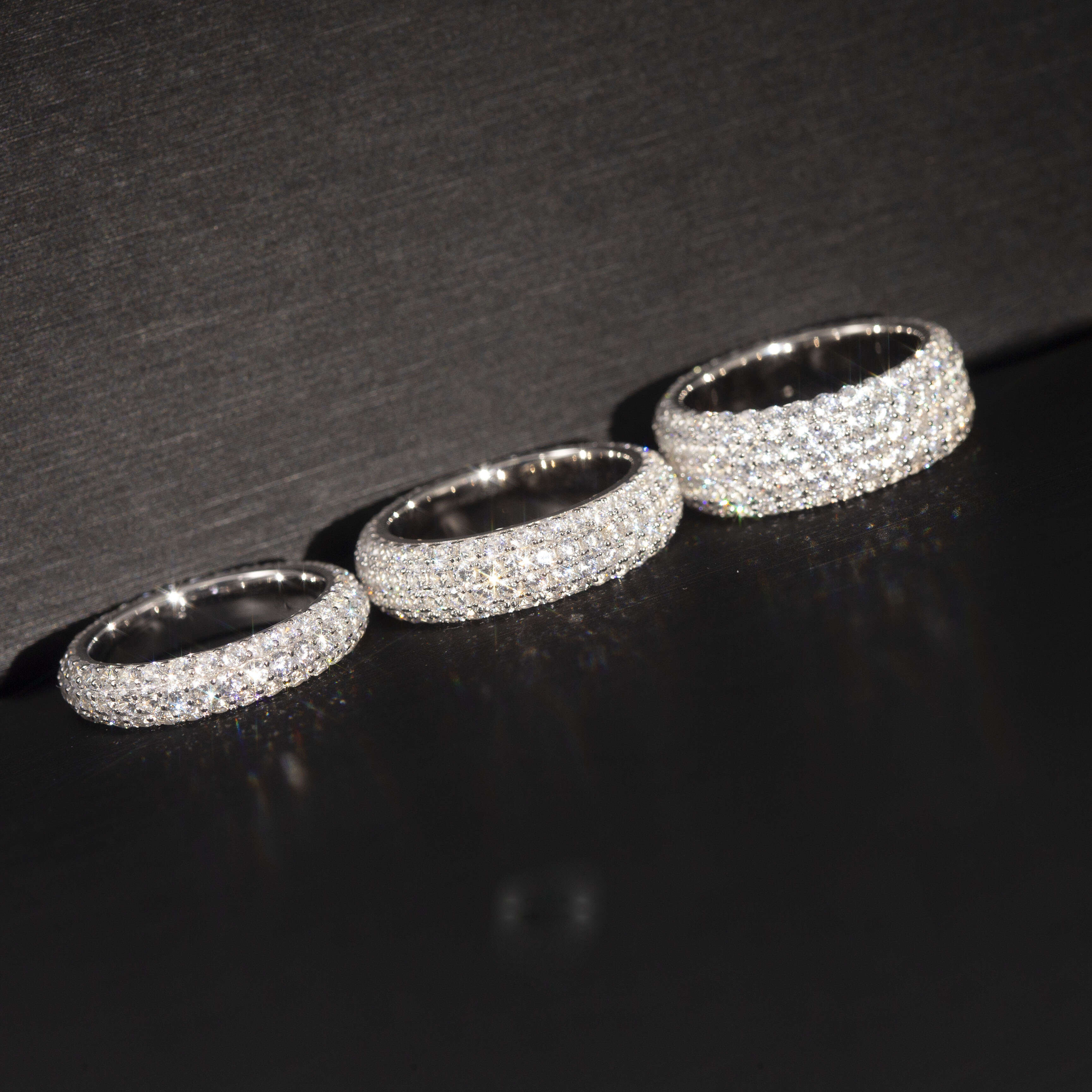 Fashion Design 925 Solid Silver With Iced Out GRA Round Moissanite Diamond for Mens Hiphop Ring