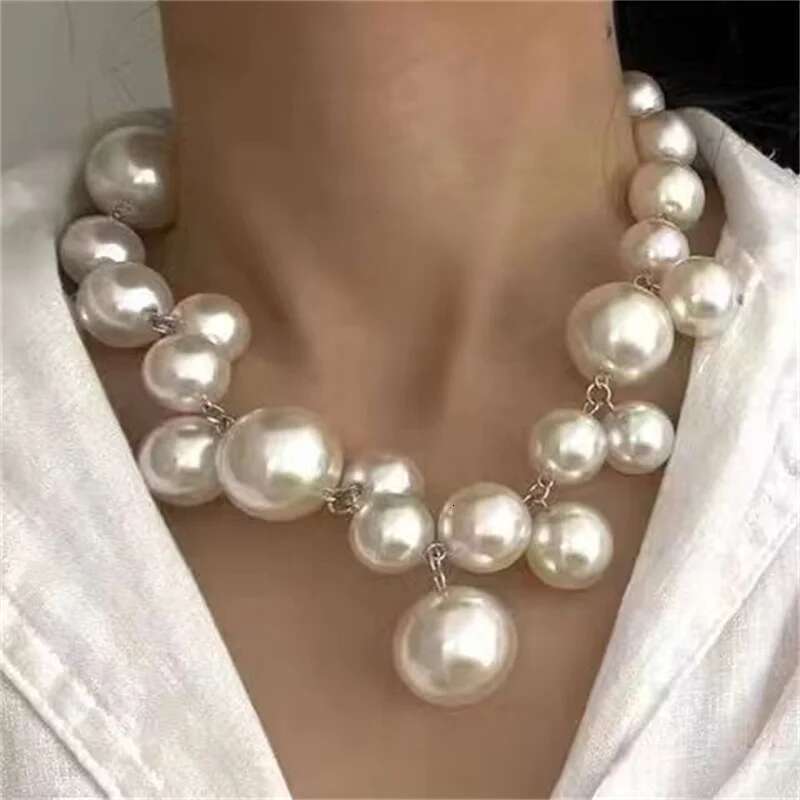 XIALUOKE Vintage Hyperbole Bead Pearls Collarbone Chain Women's Elegant Pendant Necklace Bride Jewelry