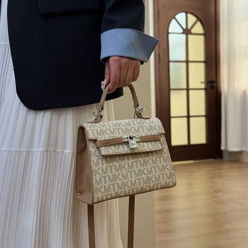 Elegant Designer Messenger Bag For Women Luxury Leather Crossbody Shoulder Handbag Ladies Tote PurseW251111