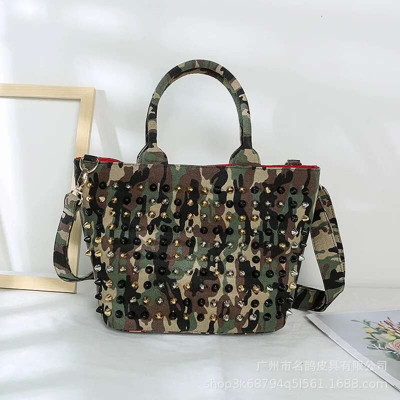 Women Star Rivets Totes Canvas Denim Handbag Large Capacity Mother Bags Studded Single Shoulder Crossbody Bag