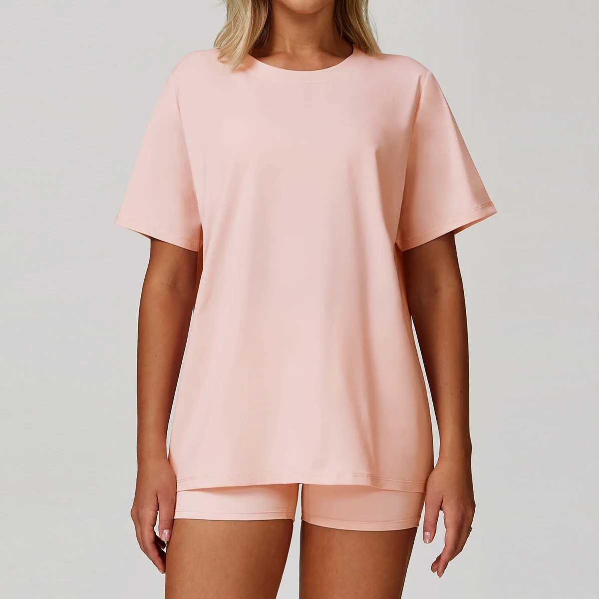 Yoga Suit 2PCS Sports Set Women Quick-Drying Gym Set Tracksuit Running Workout Short Sleeves T-shirt And Shorts Sports Clothing J251112