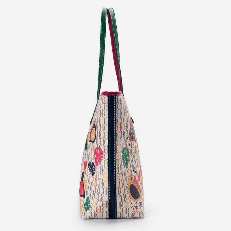 CH Shoulder Bag Ladies Cartoon Pattern Large Capacity Niche Brand Casual Fashion Handheld Can Load Shopping Daily Commuting