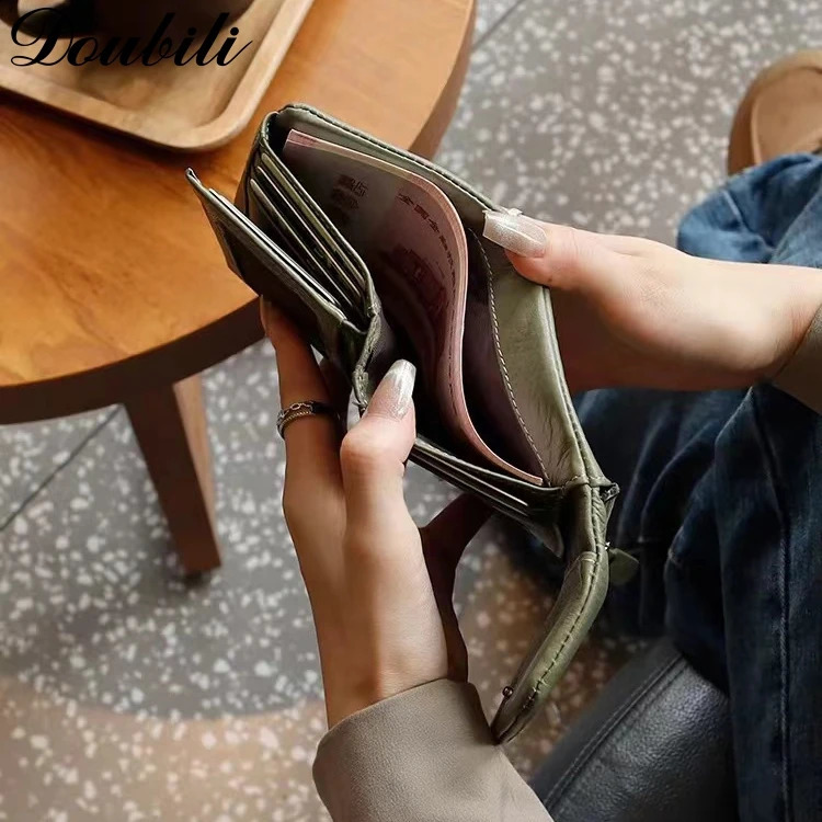 Double short womens wallet made of genuine leather and soft leather fashionable womens handbag 250411