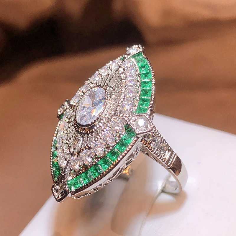 Retro fashion jewelry 925 stamp filled white and green AAA cubic zirconia CZ Princ cutting party wedding ringXJ250412