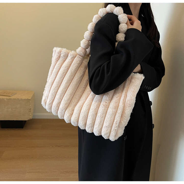 for Women Large Capacity 2025 New Autumn Winter Versatile Shoulder High-end Fluffy Commuter Tote Bag