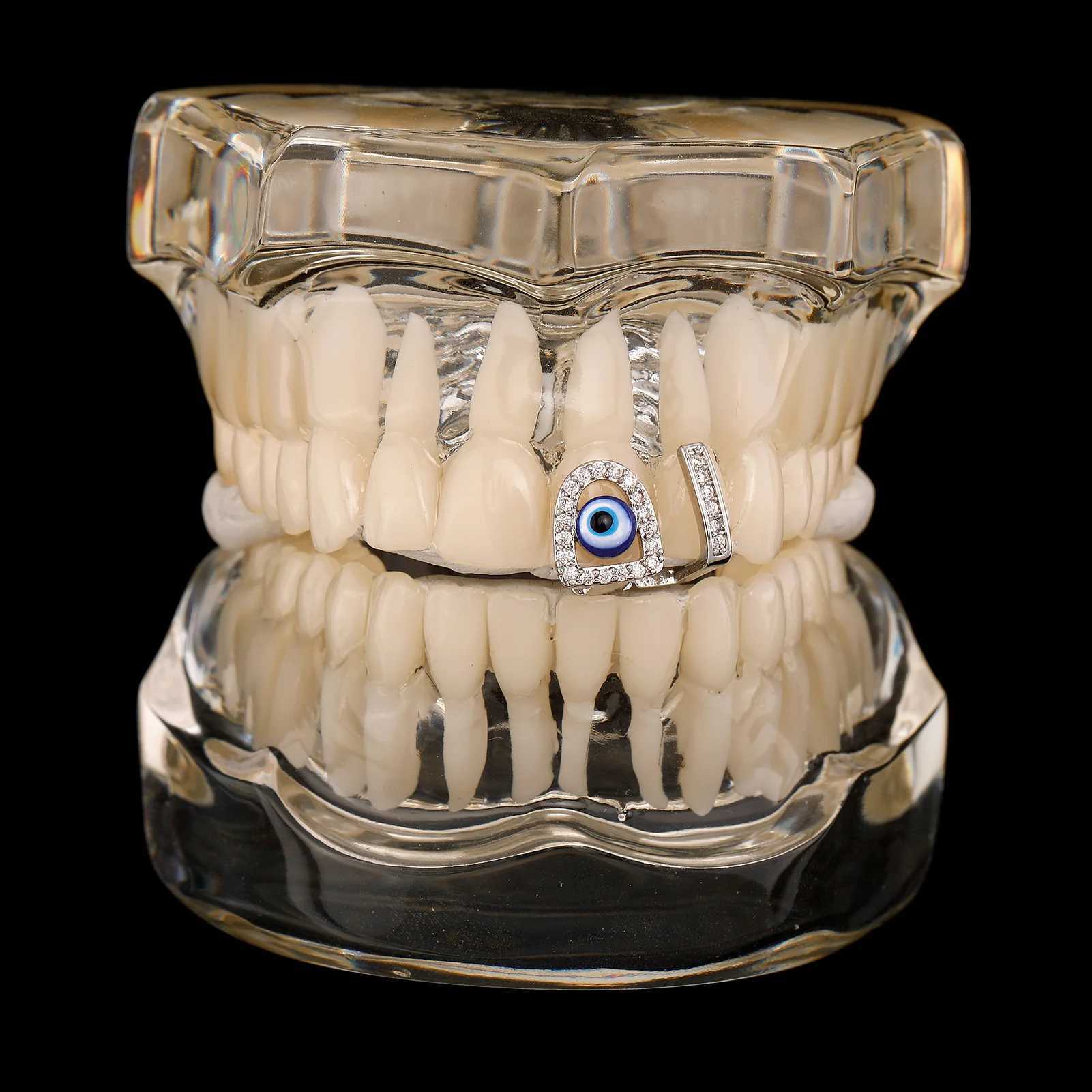 JINAO New 2024 Single Tooth HIP HOP Blue Devils Eye Cosplay Grilz Charm High Quality Mens and Womens Jewelry Gifts W250412