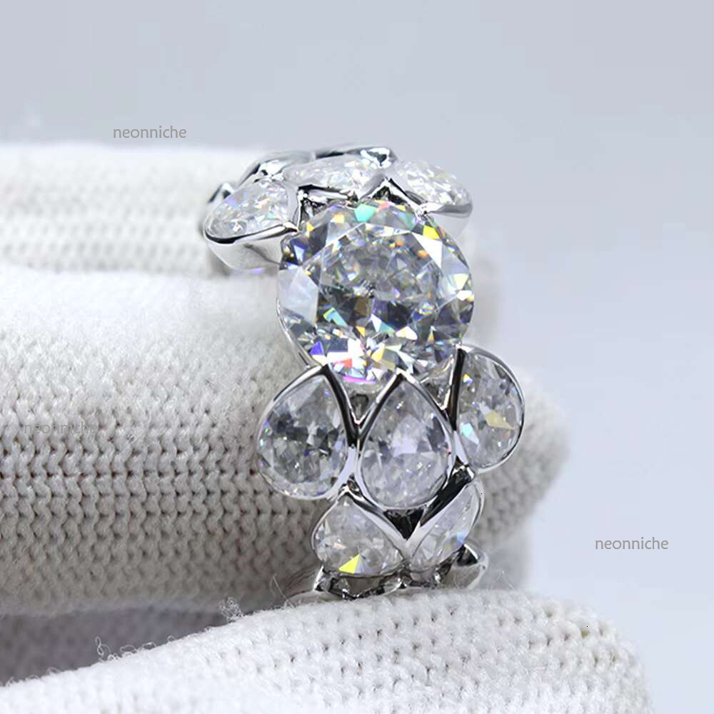 2024 Fashion Fine Custom VVS Mossanite Hip Hop Jewelry Sier Iced Out Dia Moissanite Ring for Mens Women Gifts