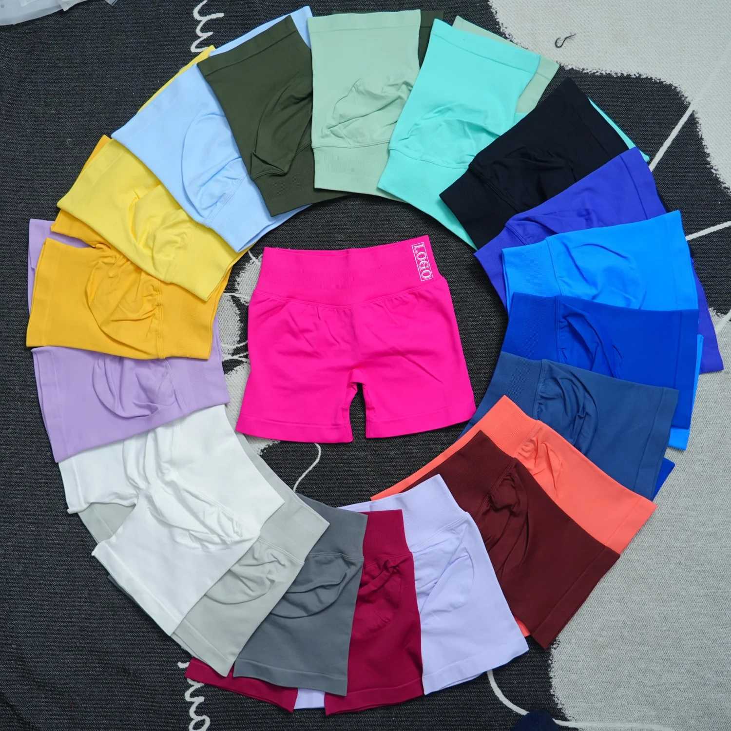 4.5 inch low waist seamless yoga shorts Scrunch Bum gym shorts exercise bike shorts stretch fitness shorts Y250412