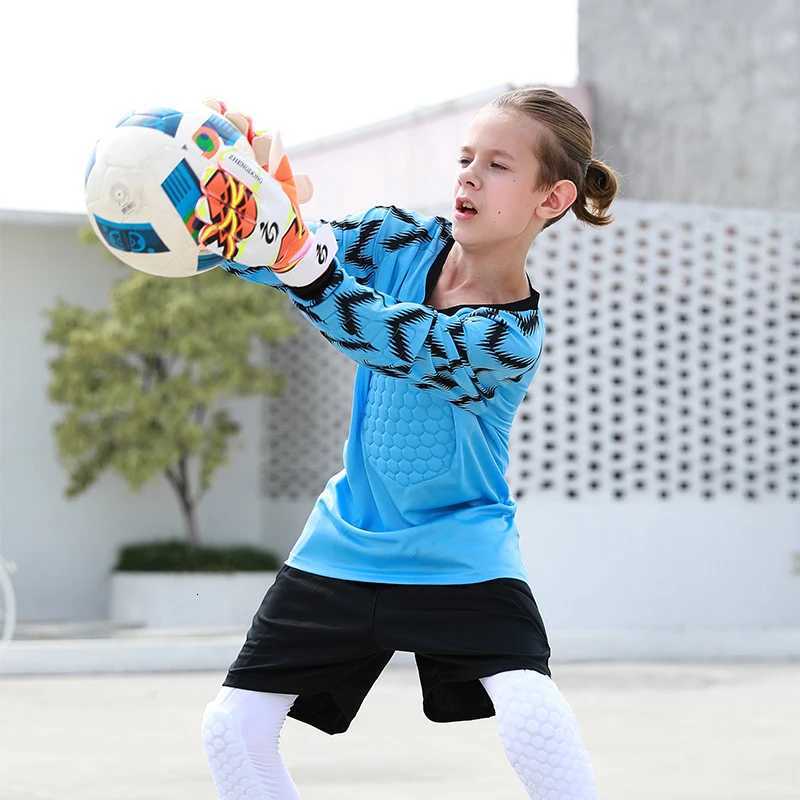 Professional Team Training Soccer Goalkeeper Gloves with Finger Protection Thicken Latex Kids youth Goal Keeper Goalie GlovesW251112