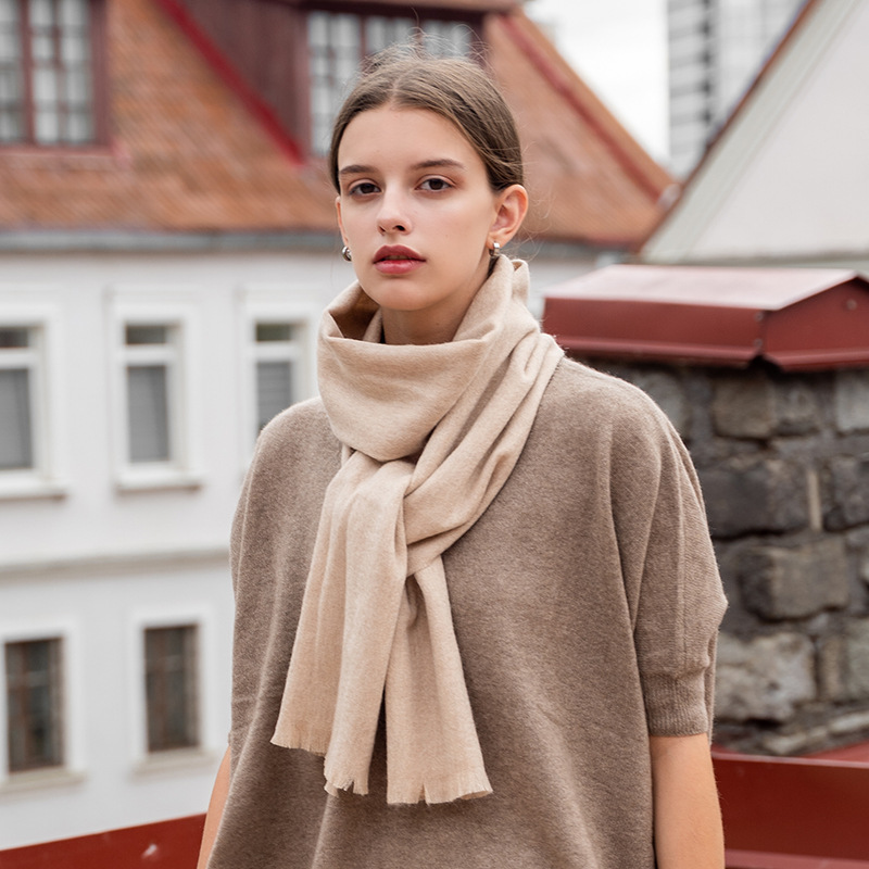 K370 New autumn and winter wool plain scarf short style warm and soft and comfortable men and women's red scarf spot wholesale