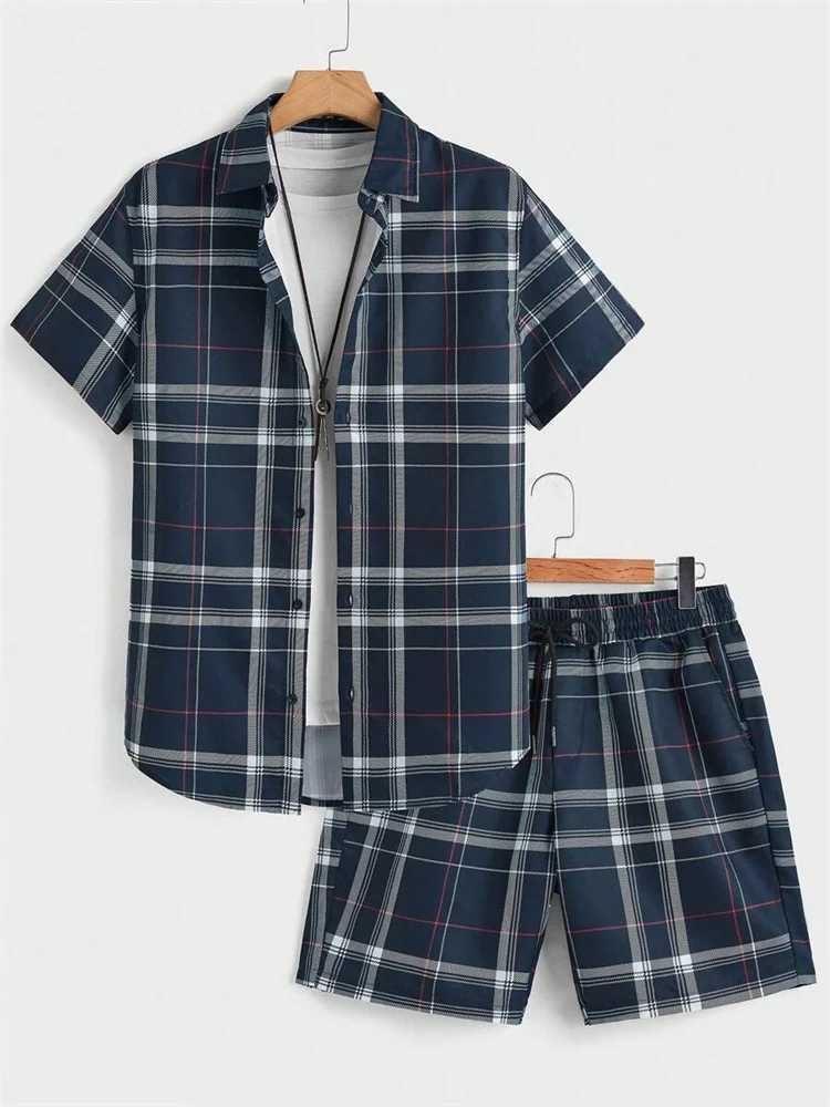 Fashionable summer beach black and white printed mens two-piece casual shirt short sleeved Hawaiian shorts mens suitXJ250412