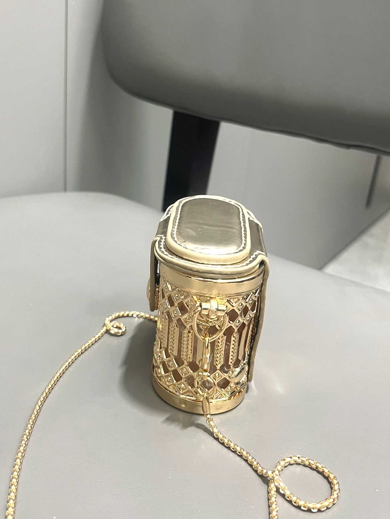 Golden luxury Designer mini small shoulder bags Evening bag Purses and handbag funny metal shape Clutch purse Party WeddingW251112