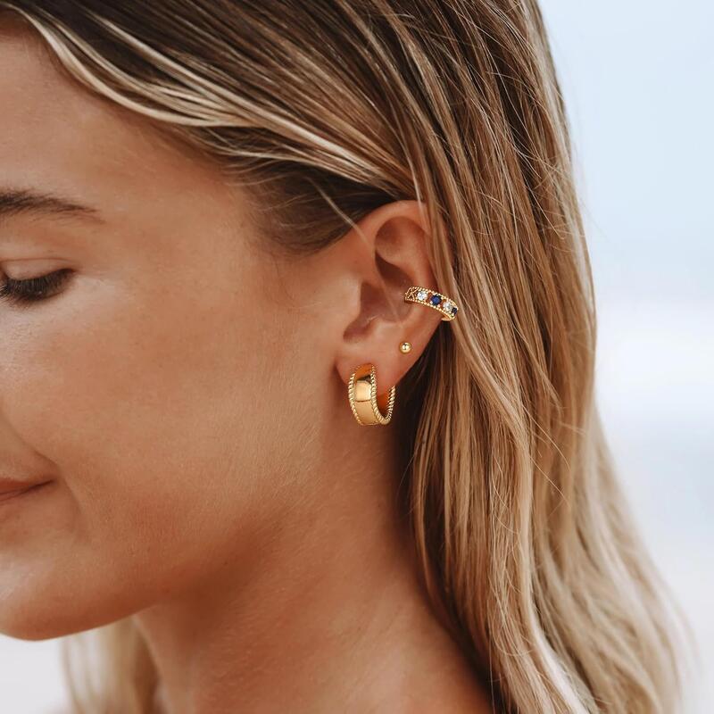 Exquisite Gold-Tone Hoop Earrings Set - Stylish and Versatile Jewelry for Women
