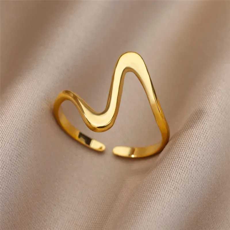 Retro geometric wave ring suitable for women stainless steel gold adjustable rock ring aesthetic wedding jewelry bijoux giftXJ250412