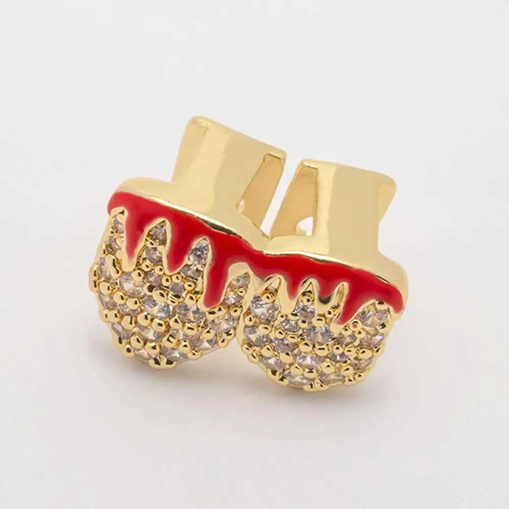 Double Toothed Grillz Silver Plated Gold Plated Top Right Side Dog Double Toothed Grills Full Rhinestone Cap Jewelry Mens Style W250412
