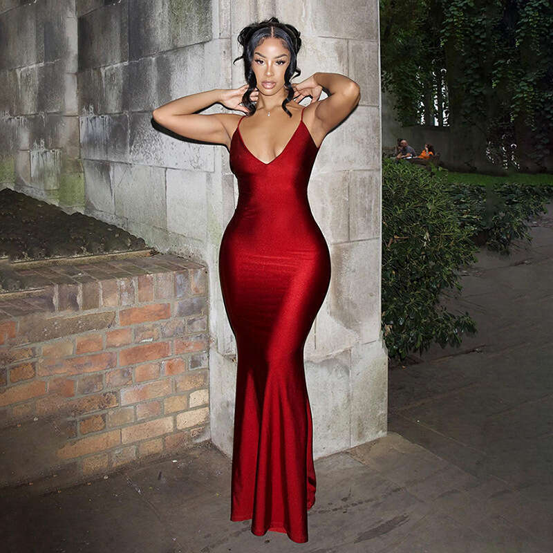 Women's Wear Feng Spring Women's New Instagram Fashion Sexy Spicy Girl Slimming Dress With Open Back Slim Fit