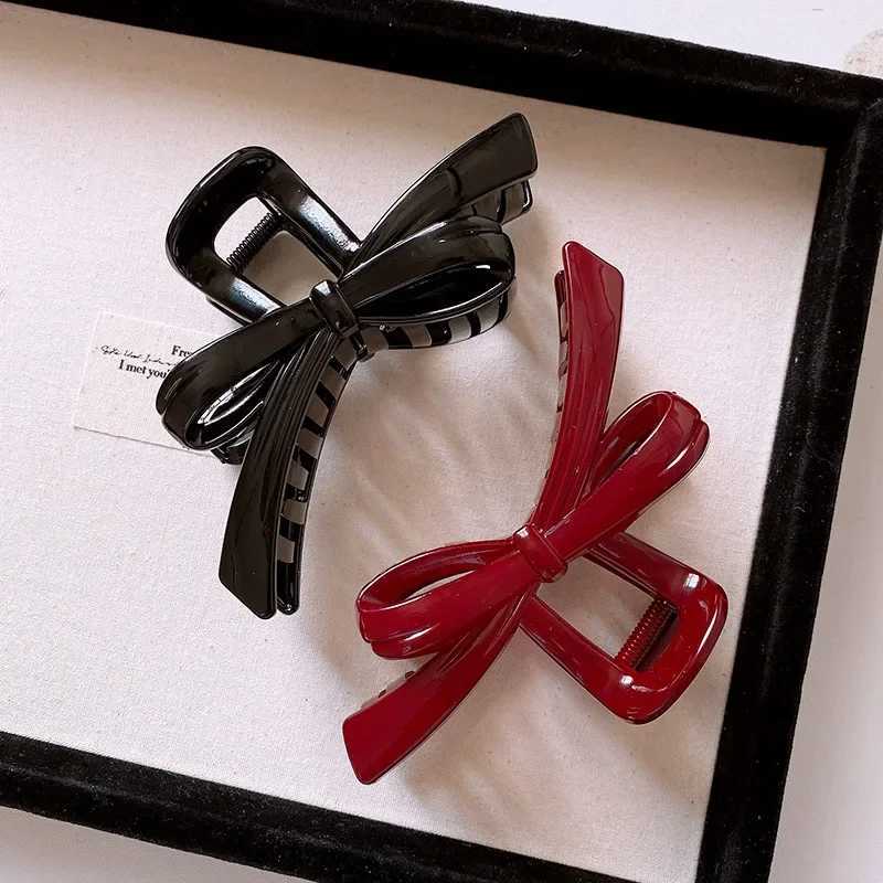 Vintage red black acrylic knot bow womens hair clip trend shark clip simple version head accessories wholesale Y2504012