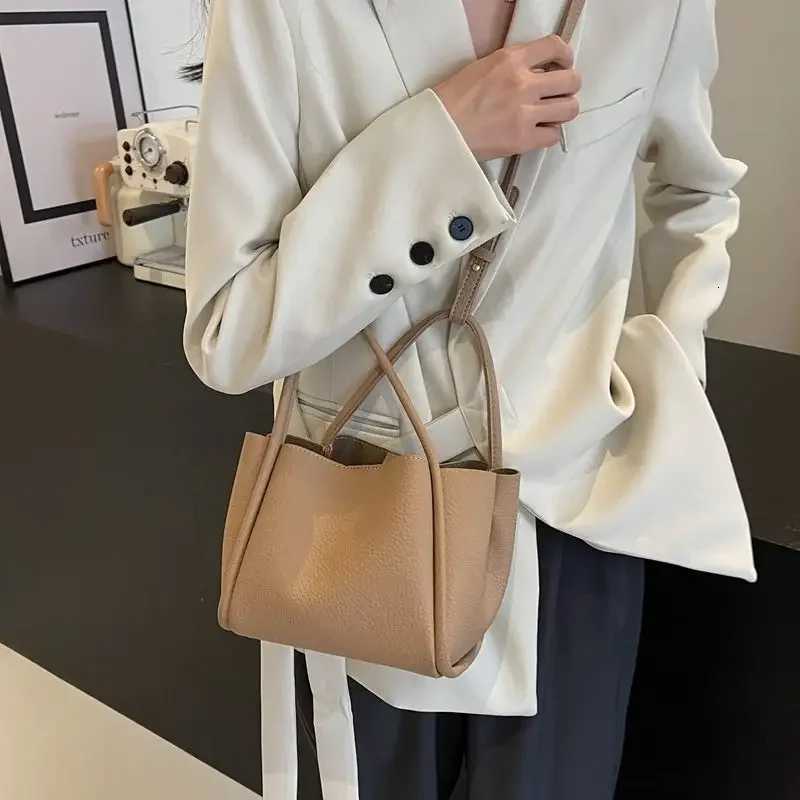 Mother-Child Handbag Womens New Pure Color Basket Bag Crossbody Bag 2025 New Style Fashionable And Practical Shoulder BagW251111