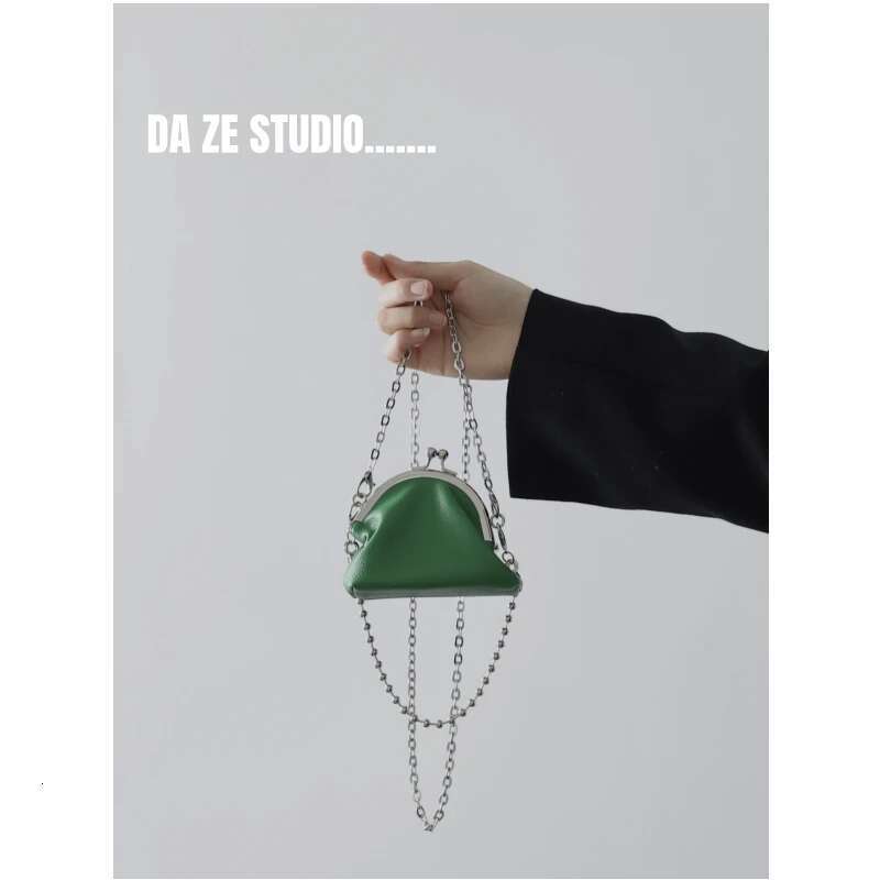 Summer 2025 New Shoulder Slung Niche Chain Mini Bag Portable Design All-Match Simple Crossbody Bags Women