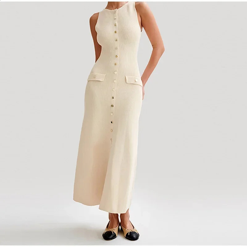 2024 Summer Elegant Womens Knitted Single Chest Long Dress Solid Sleeveless ONeck Button Body Party Vestdos 250411