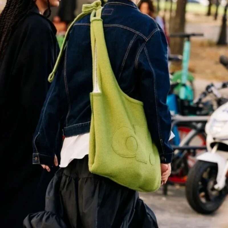 High-Capacity Fashion Casual Grunge Crossbody Bag Vintage Simple Y2k Aesthetic Handbags Korean Women All Match Ins Shoulder Bags