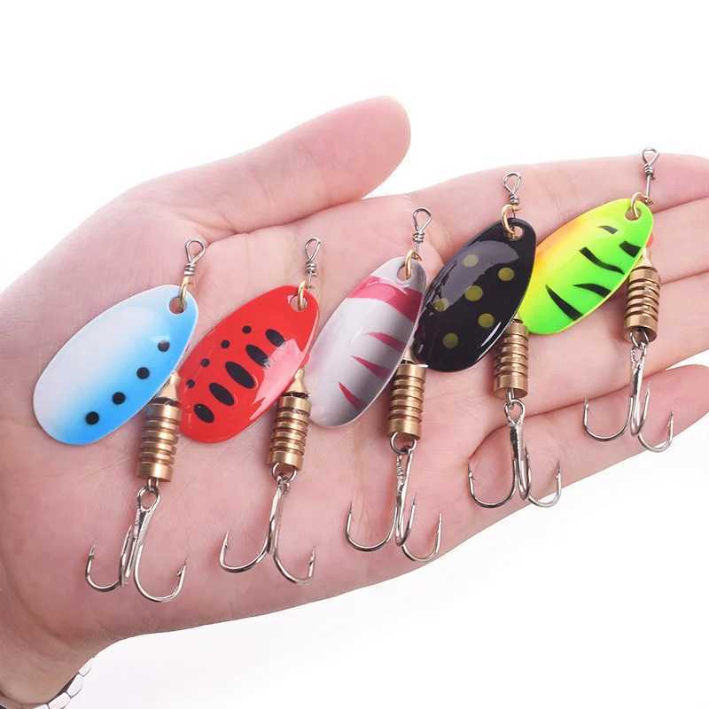 Rotating Spinner Fishing Lure 2.5g 3.5g 5.5g Spoon Sequins Metal Hard Bait Treble Hooks Wobblers Bass Pesca Tackle Z250411