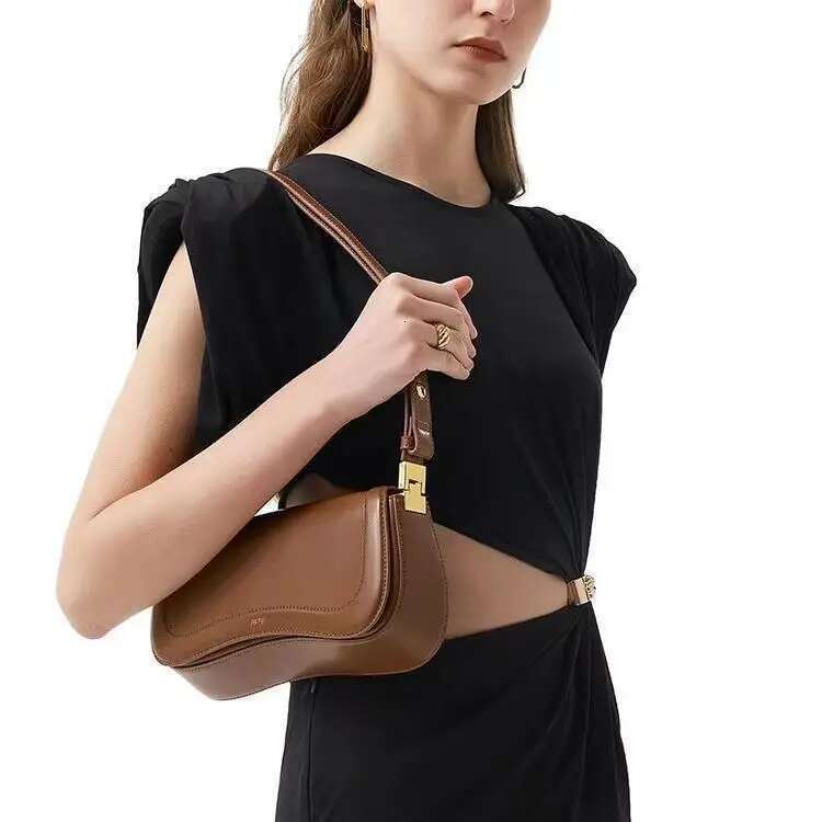 2025 Fashion JWPEI Pudding Unique Design Single Shoulder Crossbody New Underarm Stick Bag For Women Top-Handle Bags