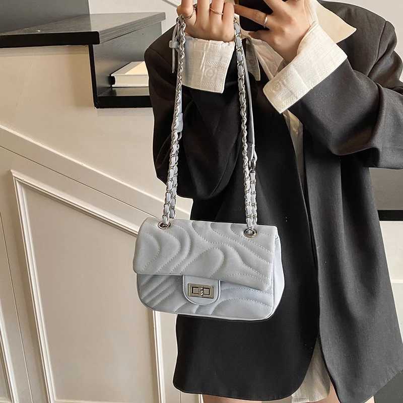 Elegant And Classic Leather Ladies Handbag Crossbody Bag Shoulder Messenger Tote By Luxury BrandW251111