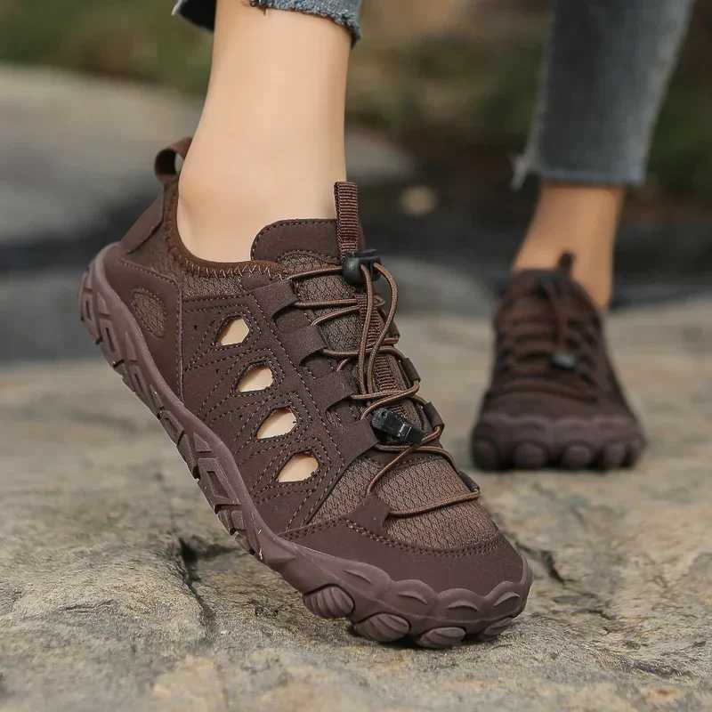 Men Outdoor Sneakers Breathable Hiking Shoes Big Size Men Wen Outdoor Hiking Sandals Men Trekking Trail Water Sandals 36-47 Z250411
